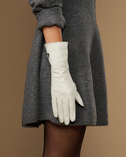 Emma (weiß) - Extralange Schafslederhandschuhe mit luxuriösem Kaschmirfutter & Touchscreen-Funktion
