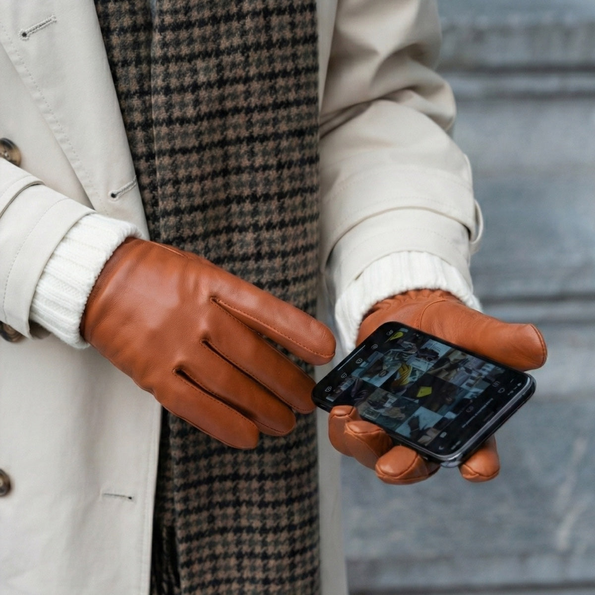 Women's Touchscreen Leather Gloves