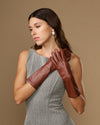 Rosemary Mid-forearm (marron châtaigne) - Gants pour femme en cuir d’agneau avec doublure en soie & fonction tactile
